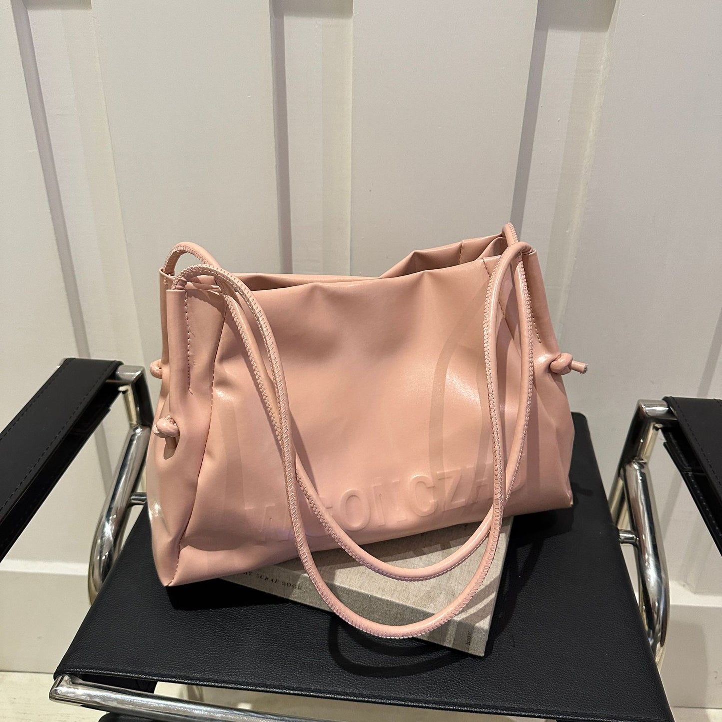 Women's Fashion Niche Design Simple Underarm Summer Bags