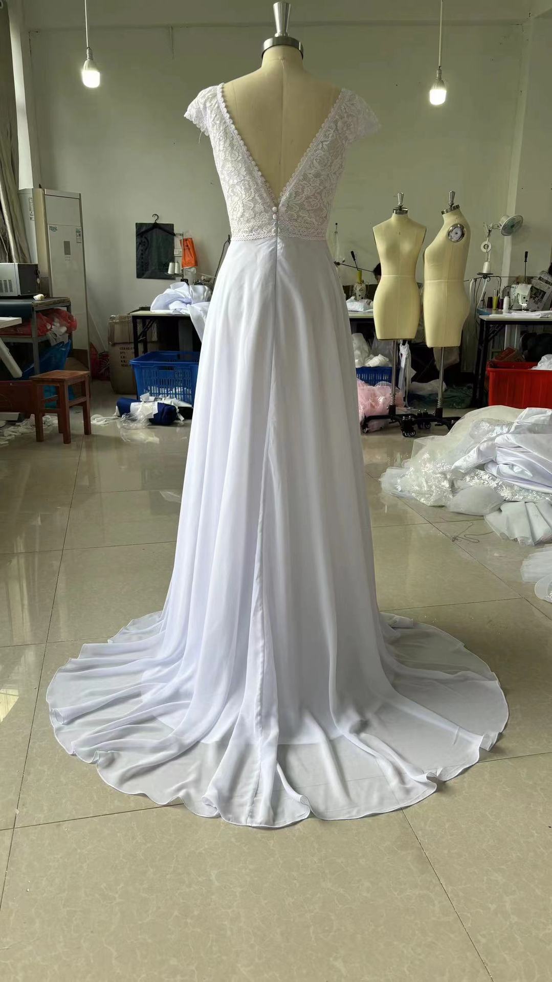 Lightweight Dress Bare Back Bridal Tail Wedding Dresses