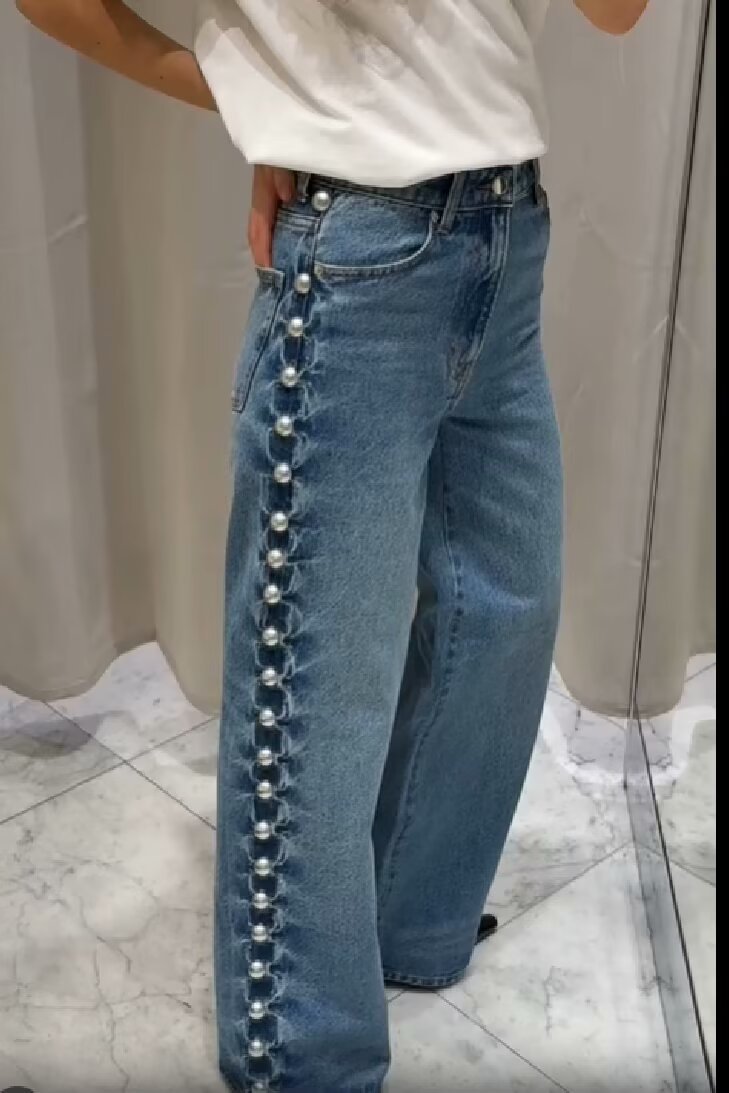 Women's Side Round Beads Decorative Rivets Jeans