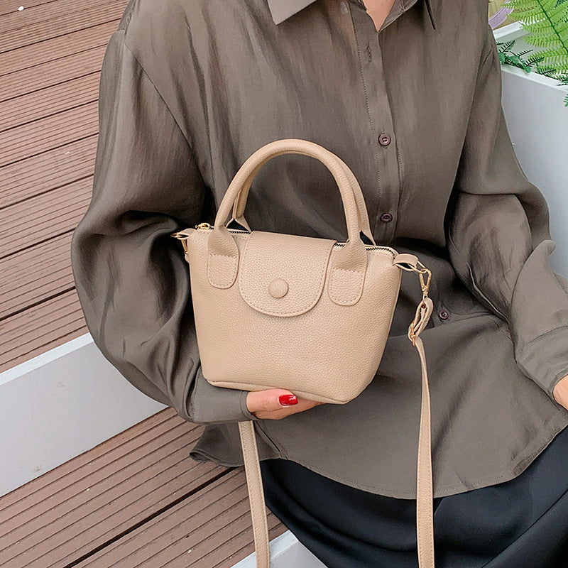 Women's Retro Large Capacity Fashion Simple Leisure Shoulder Bags