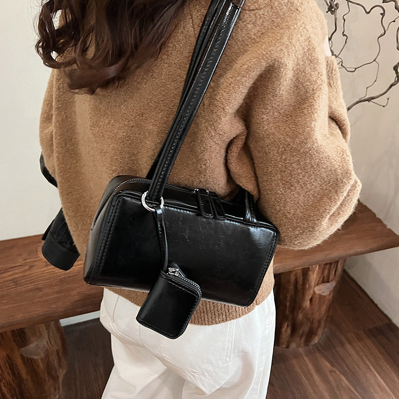 Women's Preppy Style Korean High Sense Retro Shoulder Bags