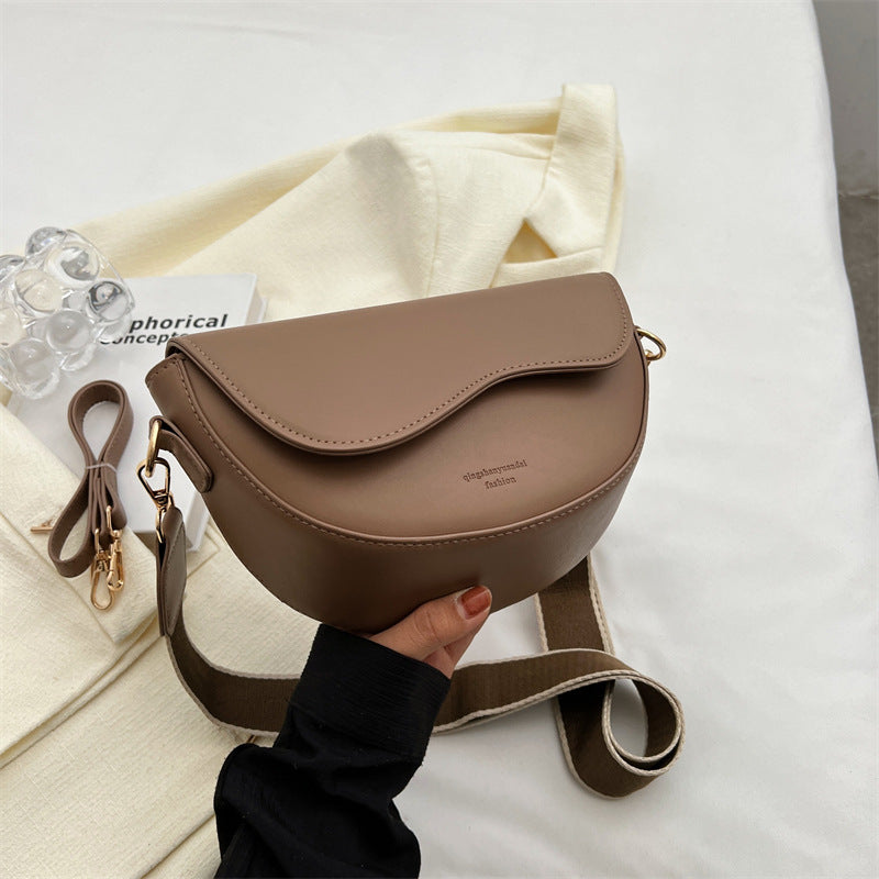 Women's Advanced Texture Dinner Baguette Retro Popular Evening Bags