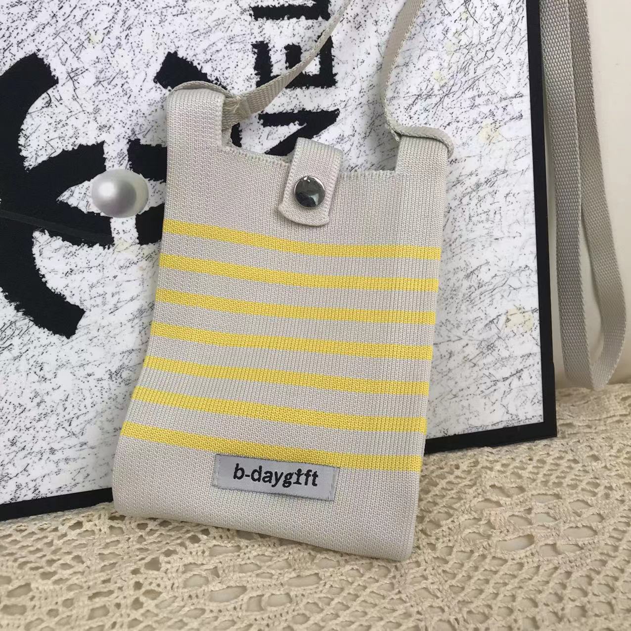 Women's Spring Simple Striped Knitted For Summer Coin Purses
