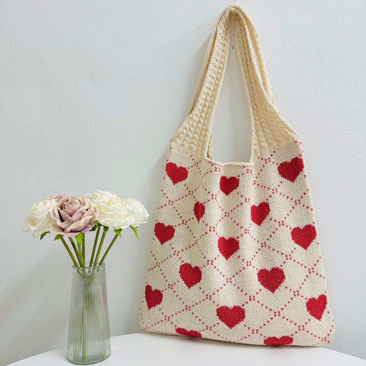 Women's Shopping Knitted Love Pattern Woven Shoulder Bags