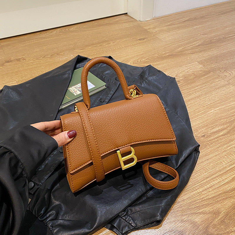 Women's Popular High-grade French Minority Hourglass Portable Shoulder Bags