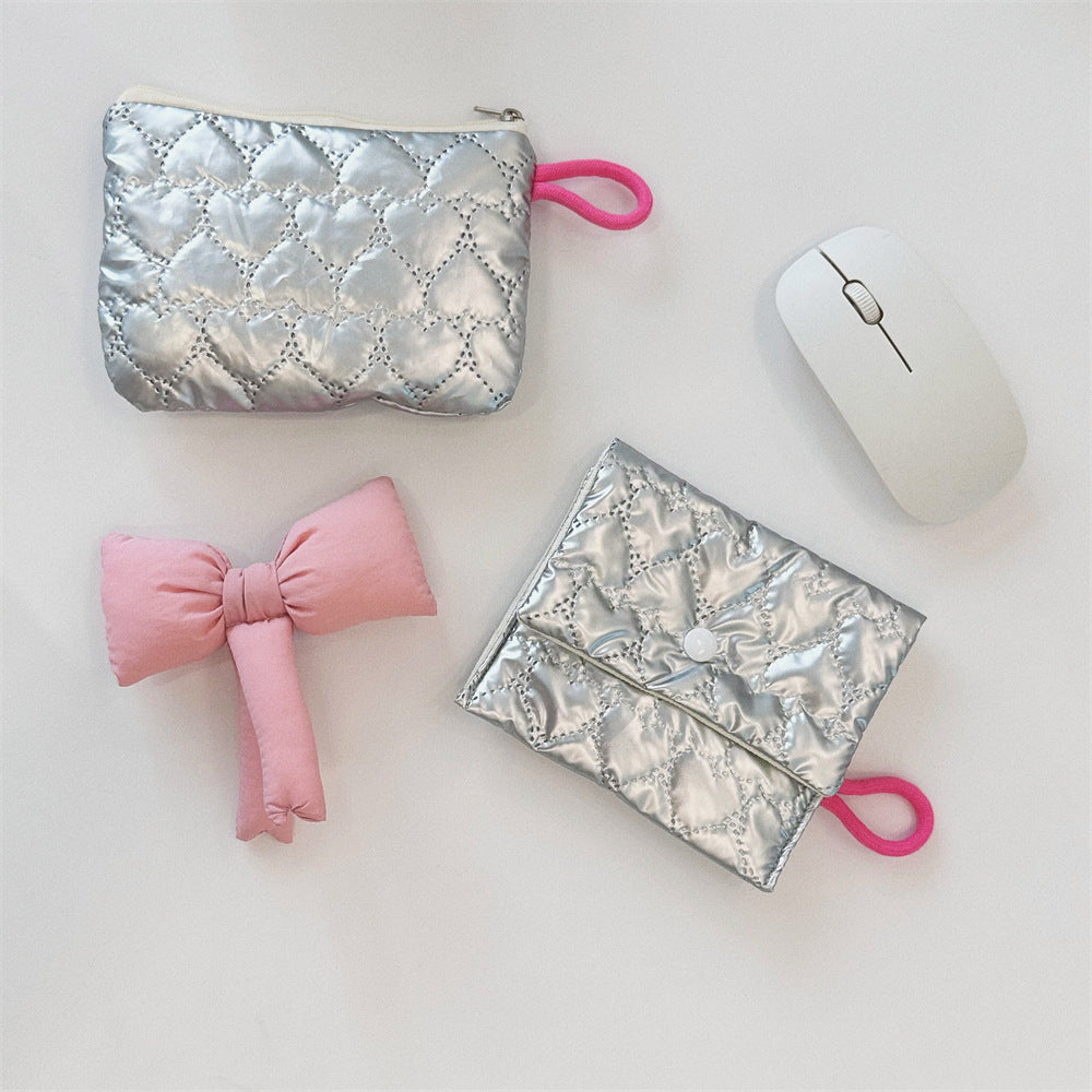 Heart-shaped Clutch Makeup Pocket Take It Cosmetic Bags