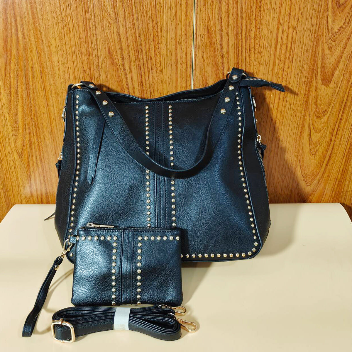 Women's Autumn Rivet Fashion One Combination Retro Tote Bags