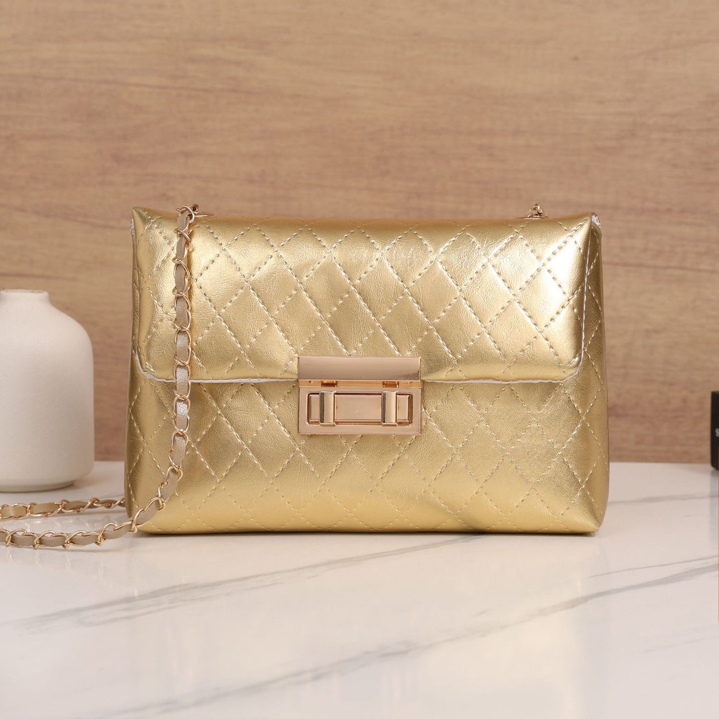 Women's Embroidered Fashion Pouch Korean Style Chain Crossbody Bags