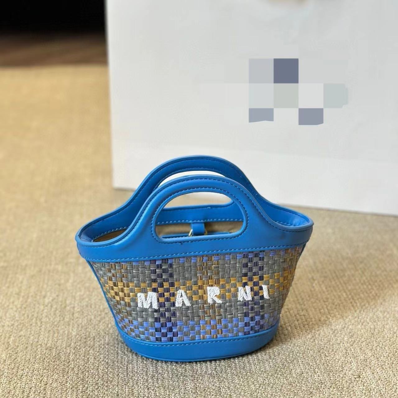 Capacity Woven Grass Straw Seaside Vegetable Cosmetic Bags