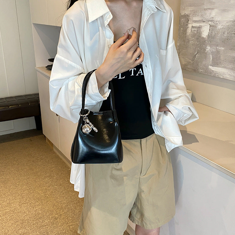 Women's Fashion Hand Holding Summer Trendy Simple Shoulder Bags