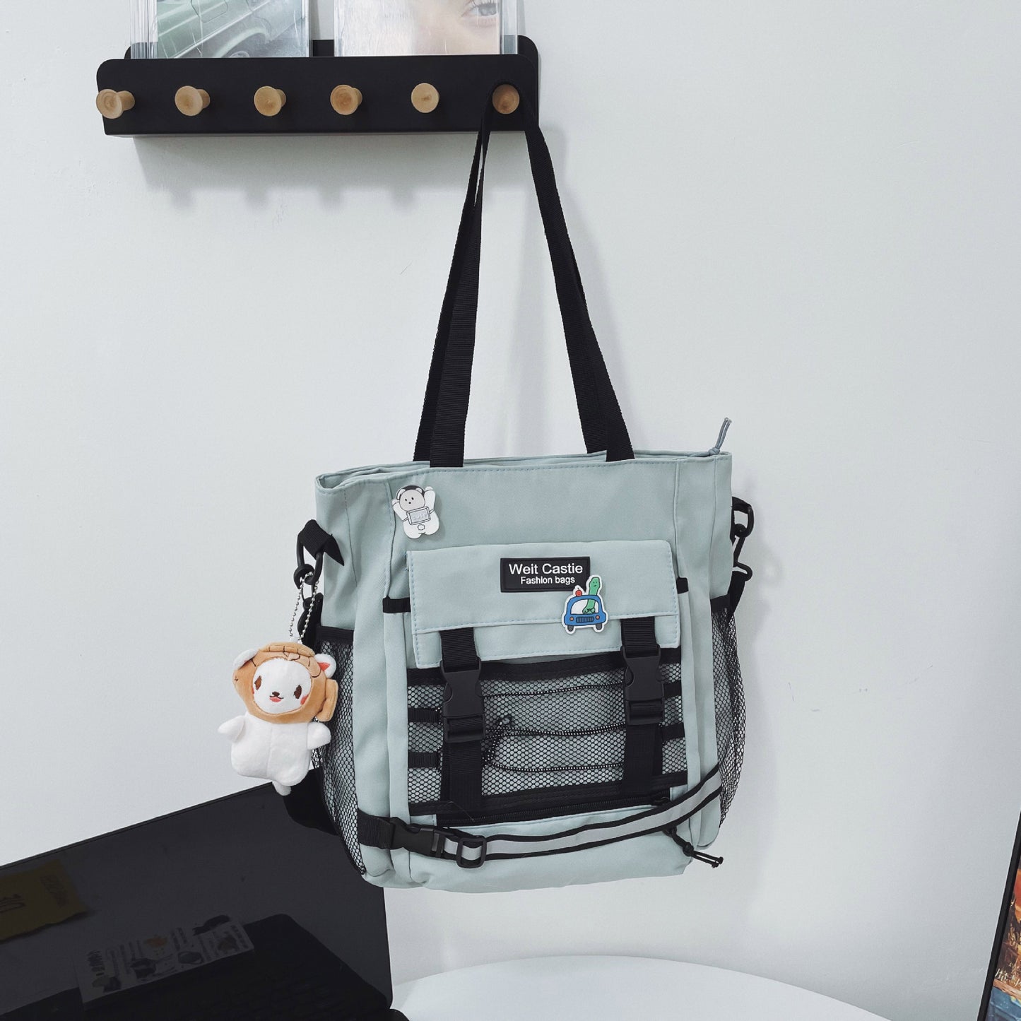 Women's & Men's & Reflective Tooling Fashion Style Large Men's Messenger Bags