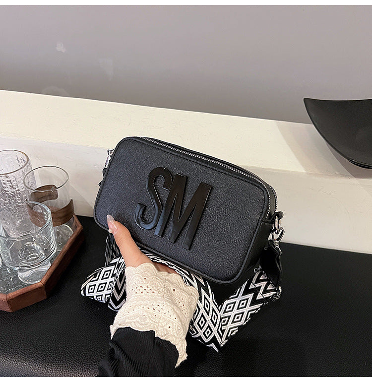 Women's Fashion Trendy Versatile Niche Alphabet Wide Shoulder Bags