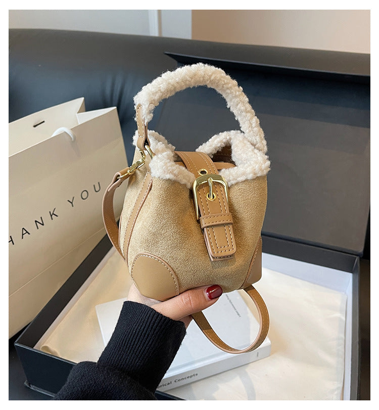 Women's Retro Plush Mini Furry Portable Shoulder Bags