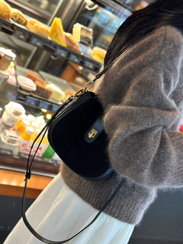 Pretty Cowhide Niche High Sense Saddle Crossbody Bags