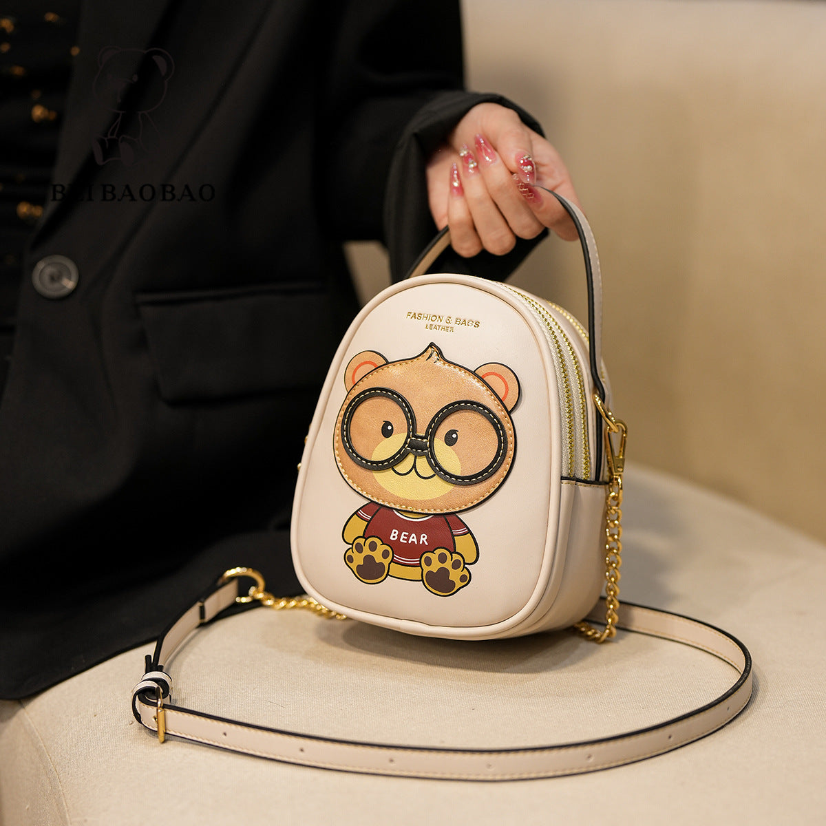 Women's Source Practical Strap Earphone Hole Chain Crossbody Bags