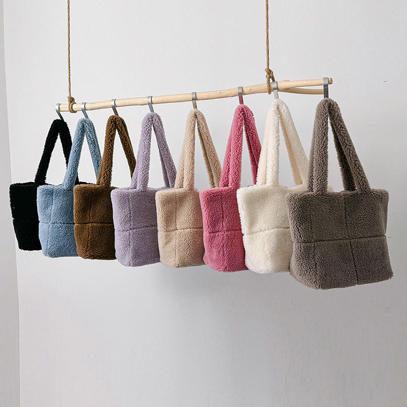 Unique High-grade Plush Trendy Fashion Furry Shoulder Bags