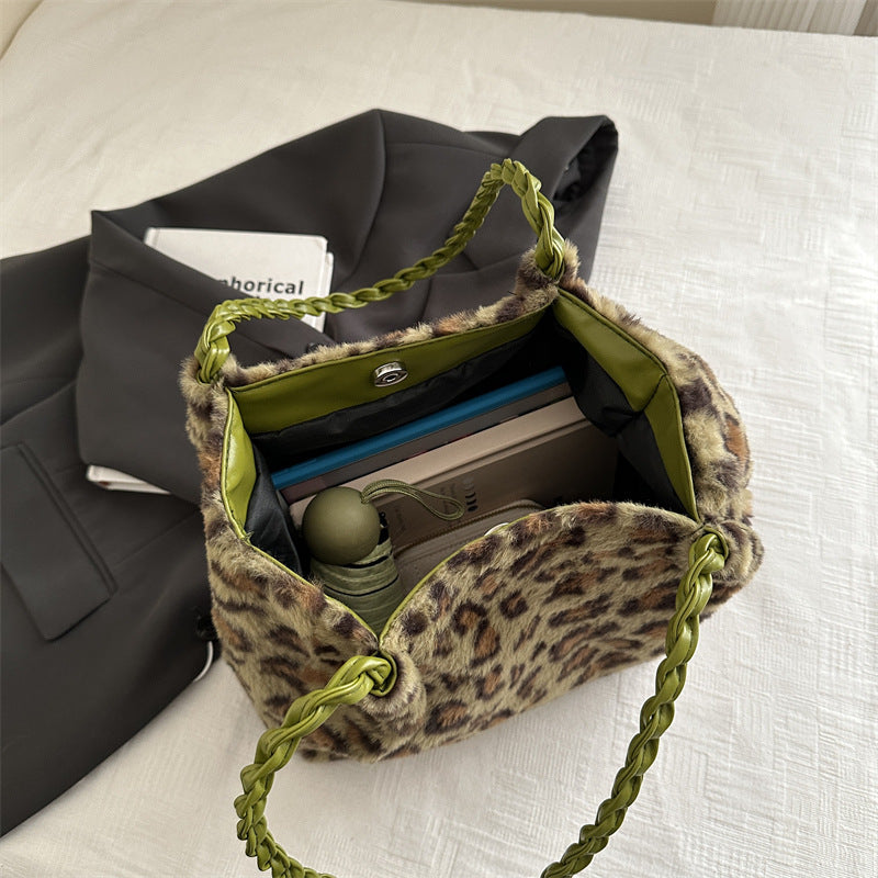 Western Style Leopard Print Plush Trendy Personality Simple Armpit Bags