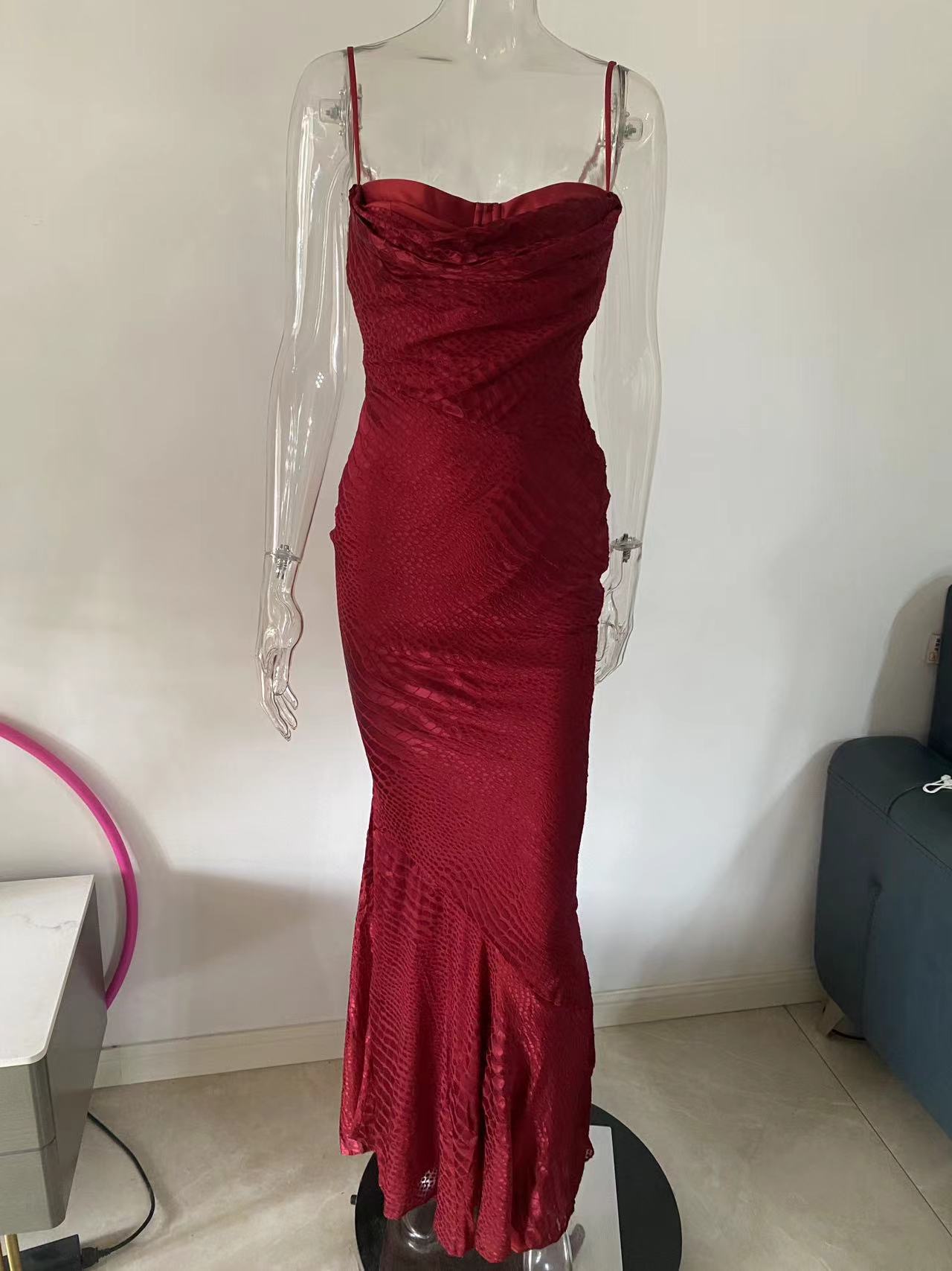 Elegant Crocodile Pattern Fishtail Slip Dress Dresses