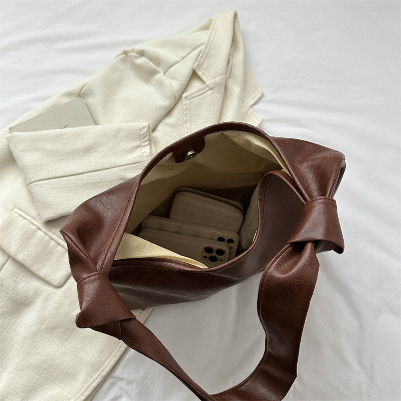 Women's Large Capacity Retro Texture Class Commuter Shoulder Bags