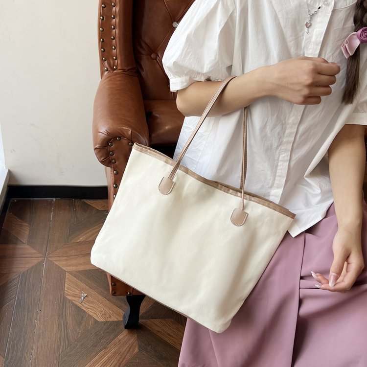 Women's Stylish Personalized Nylon Canvas Large Capacity Shoulder Bags