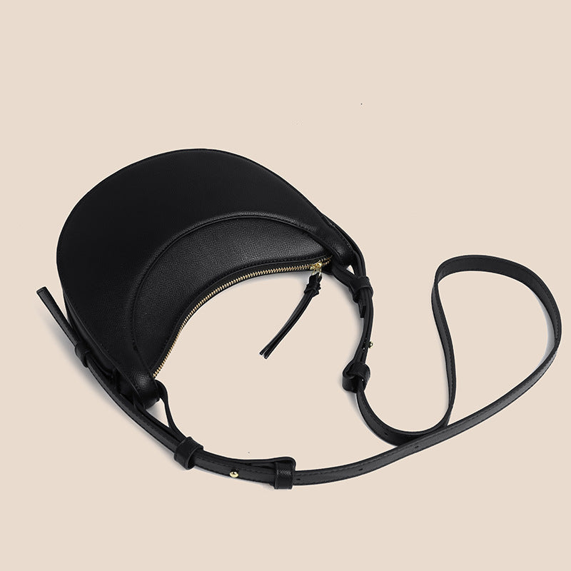 High Sense Selenodont Saddle Fashionable Stylish Crossbody Bags