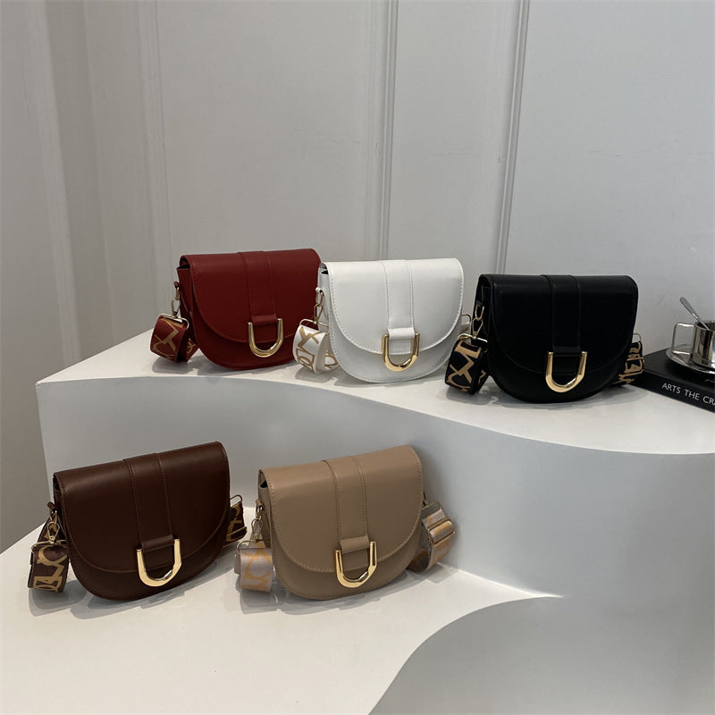Simple Wide Strap Letters Saddle Fashion Bags