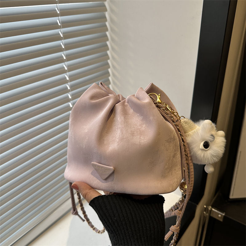 Women's Popular Korean Fashion Versatile Chain Cross Crossbody Bags