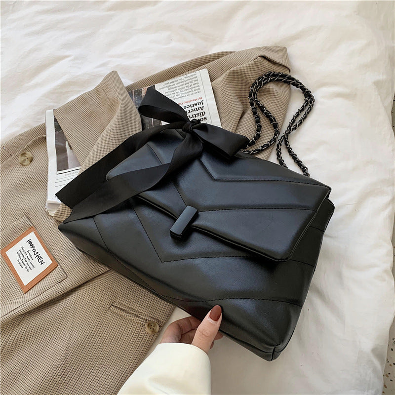 Women's Fashionable Large Capacity Diamond Lattice Soft Crossbody Bags