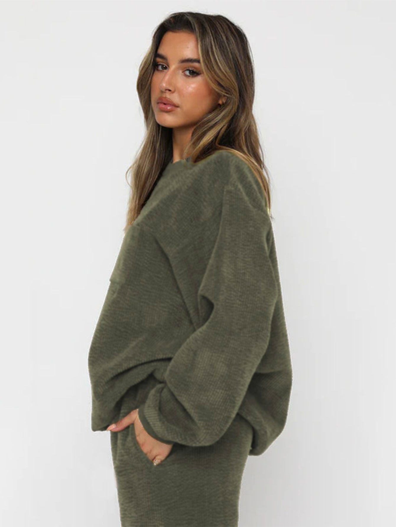 Women's Fashion Sports Leisure Loose Round Neck Long Suits