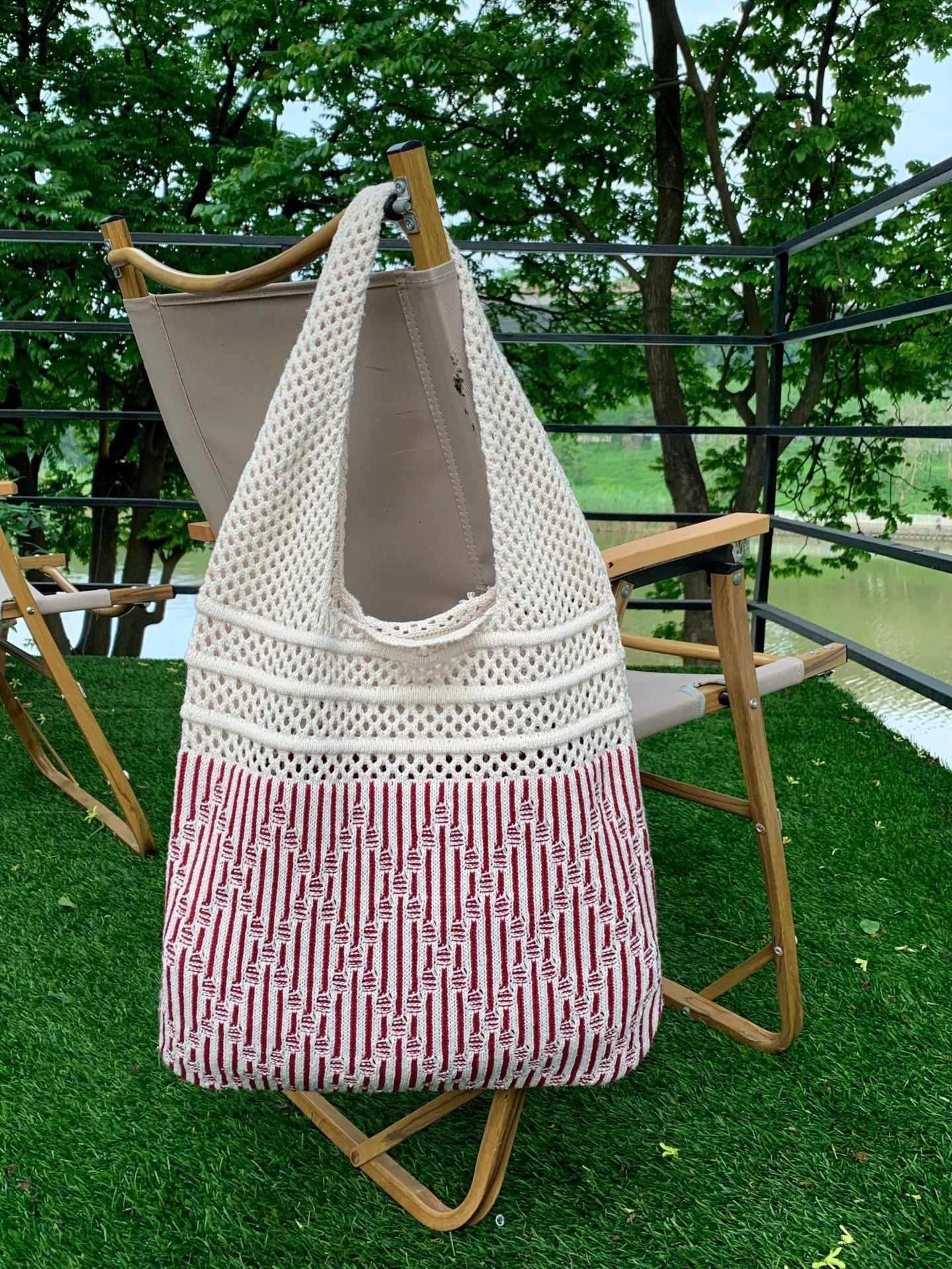 Women's Knitted Stylish Woven Niche Retro Woolen Shoulder Bags