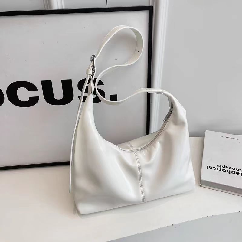 Women's Soft Leather Large Capacity Fashion Commuter Crossbody Bags