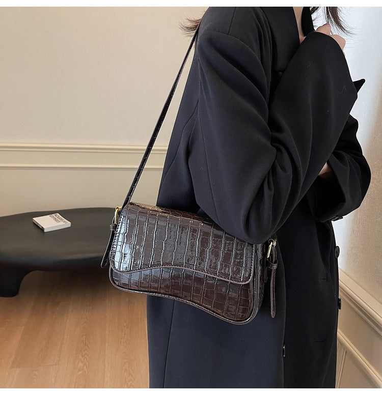 Women's Flip Magnetic Snap Commuting Fashion Simple Underarm Shoulder Bags