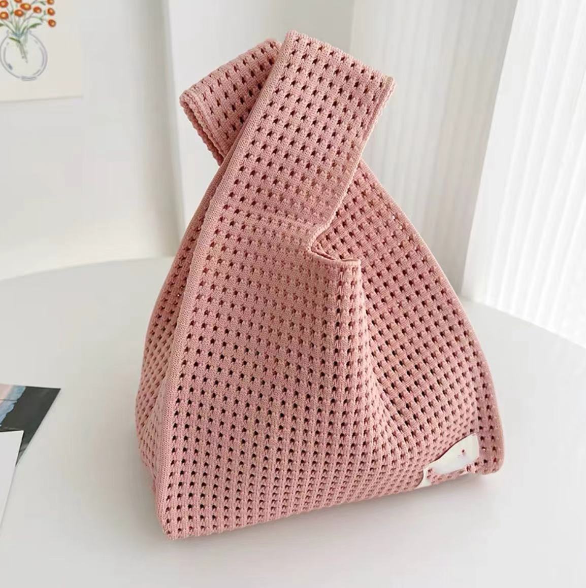 Women's Solid Color Knitted Wrist Simple Carrying Tote Bags