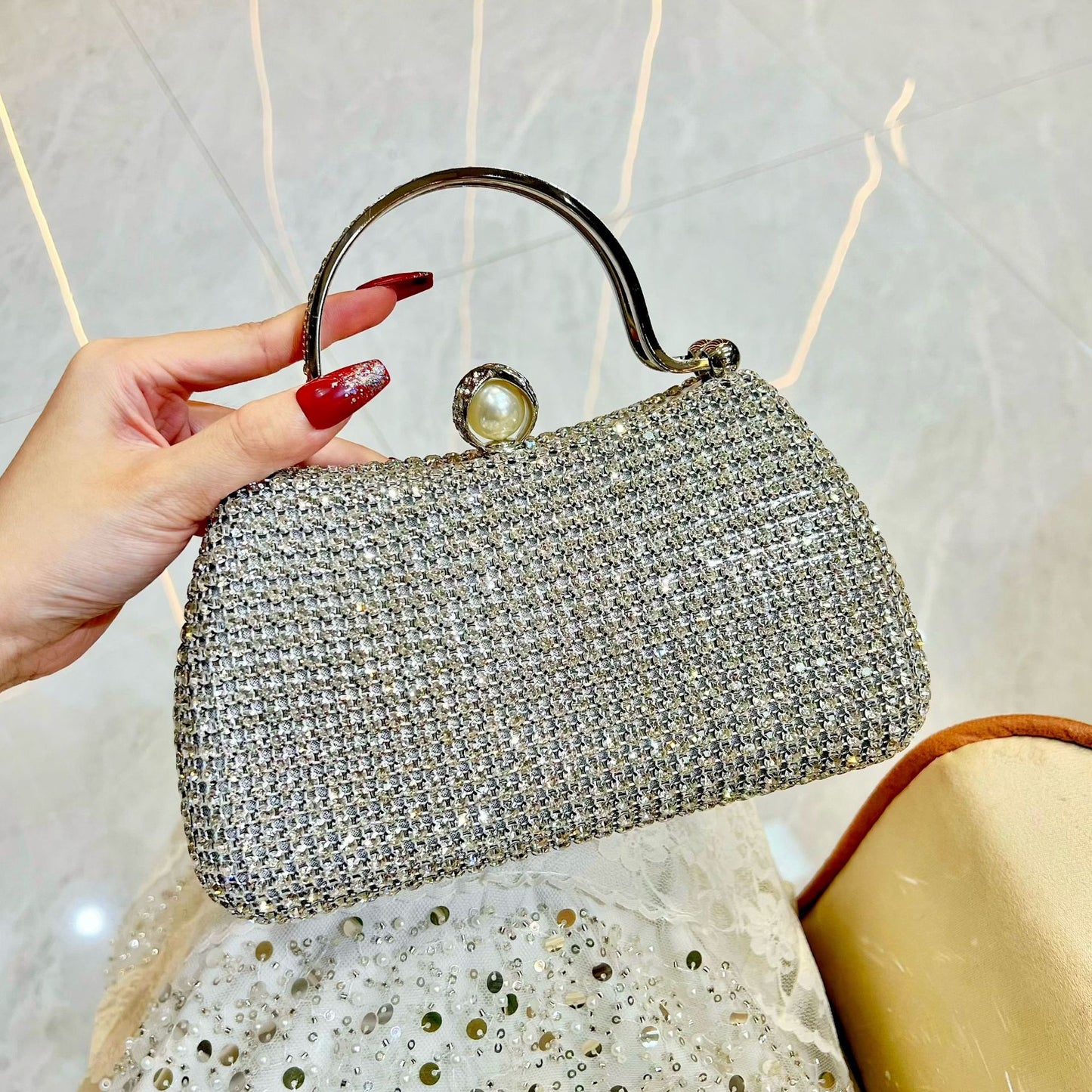 Women's Style Retro Diamonds High-grade Pearl Rhinestone Evening Bags