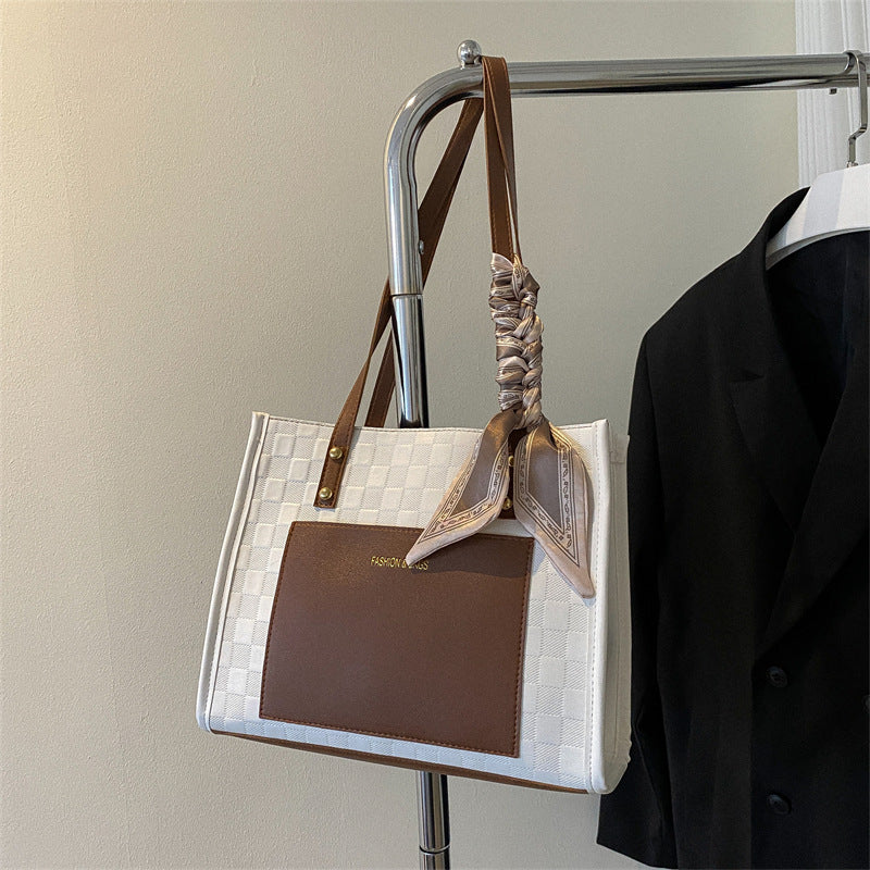 Women's Large Capacity Autumn Popular Texture Class Shoulder Bags