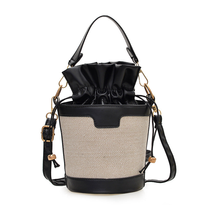 Women's Fashion Retro Leisure Commute Minority Simple Shoulder Bags