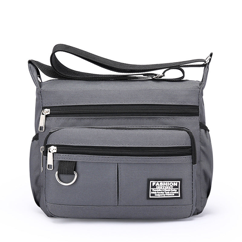 Men's Large Capacity Horizontal Zipper Stall Leisure Bags