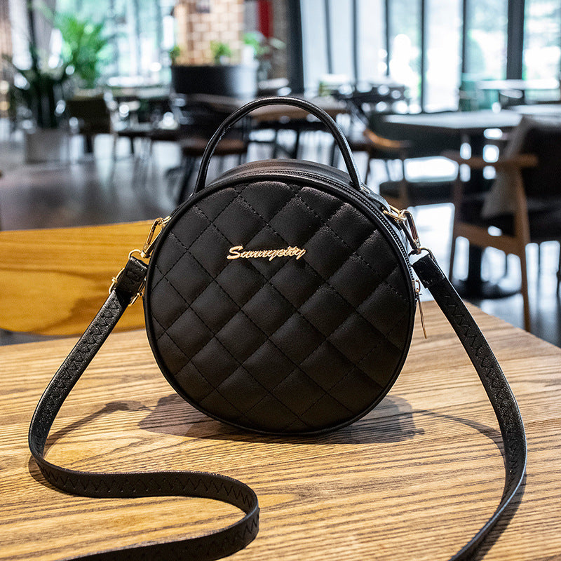 Fashion Diamond Embroidered Portable Round Leisure Crossbody Bags