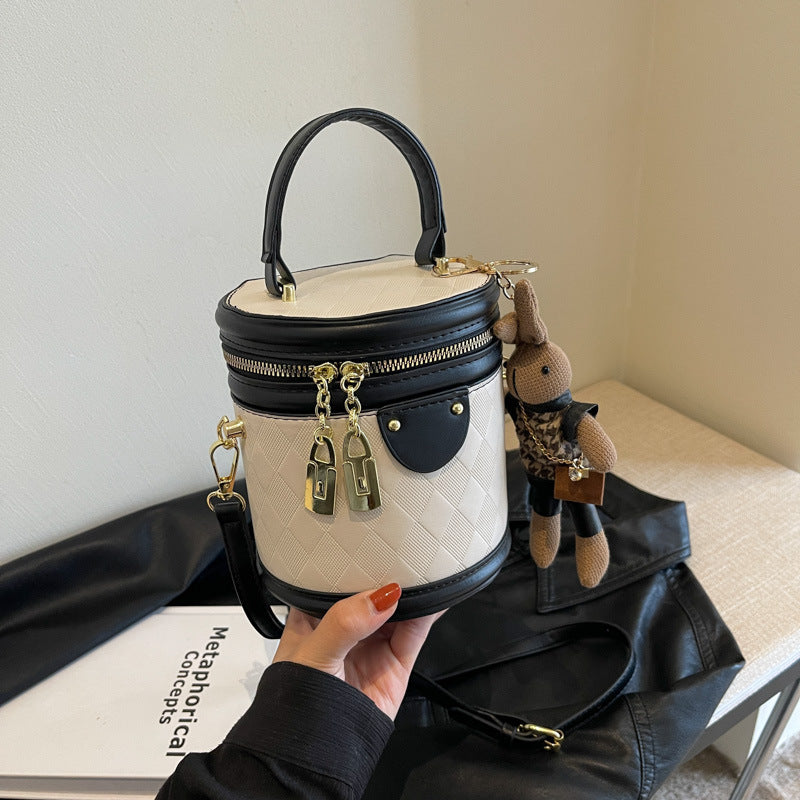 Women's Retro Easy Matching Autumn Fashion Texture Shoulder Bags