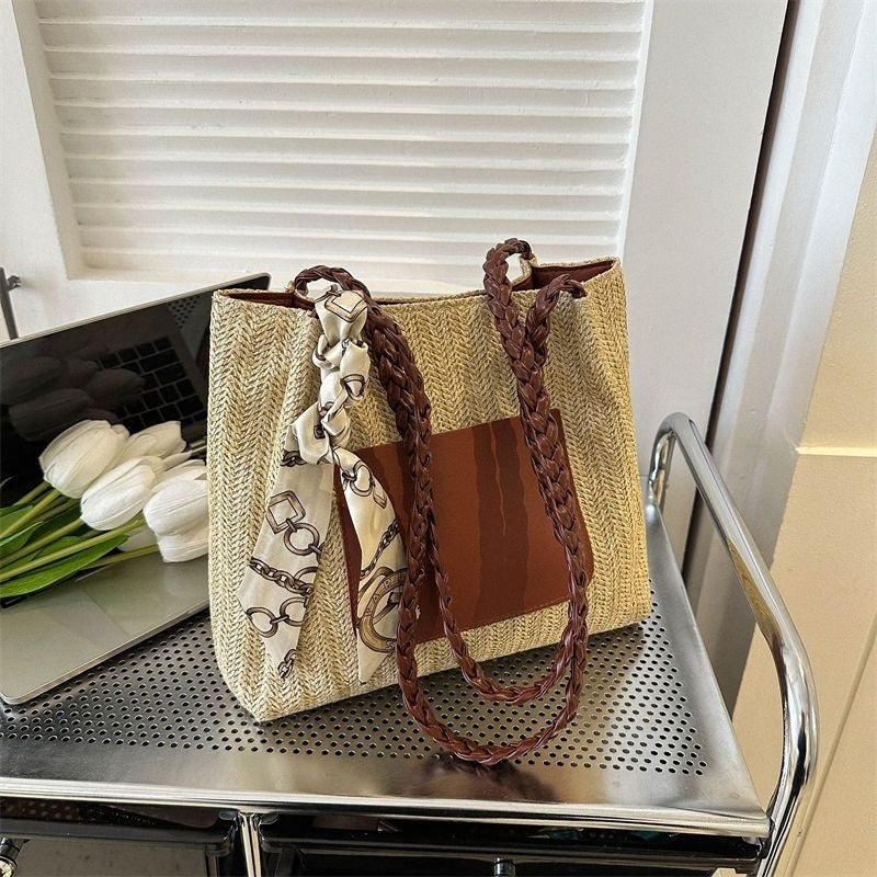 Women's Classy Unique Fashionable Woven Winter Shoulder Bags