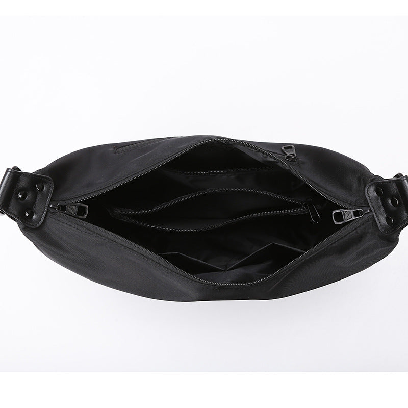 Source Simple Oxford Cloth Waterproof Selenodont Dumpling Crossbody Bags