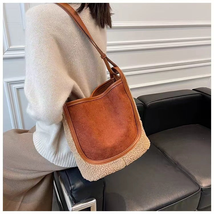 Women's Big Plush Large Capacity Lamb Wool Shoulder Bags