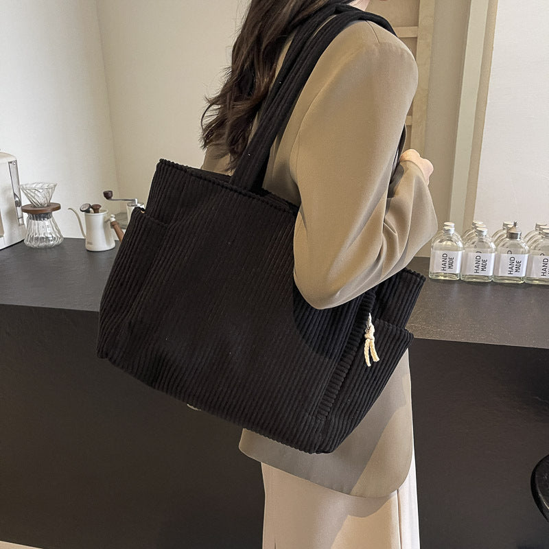 Women's Autumn Versatile Large Capacity Retro Simple Shoulder Bags