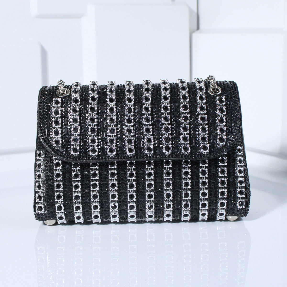 Women's Colorful Crystals Chain High-grade Delicate Rhinestone Evening Bags