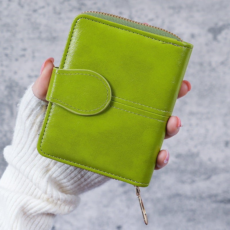 Women's Short Oil Wax Leather Retro Ladies Wallets