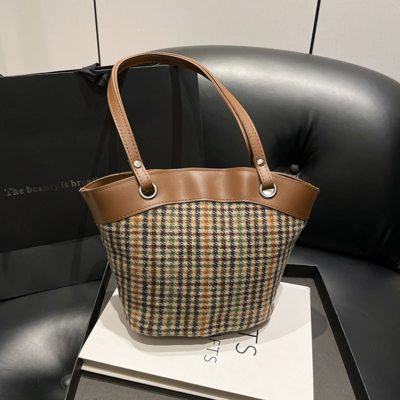 Women's Woolen Plaid Stitching Fashion Winter Commuter Handbags