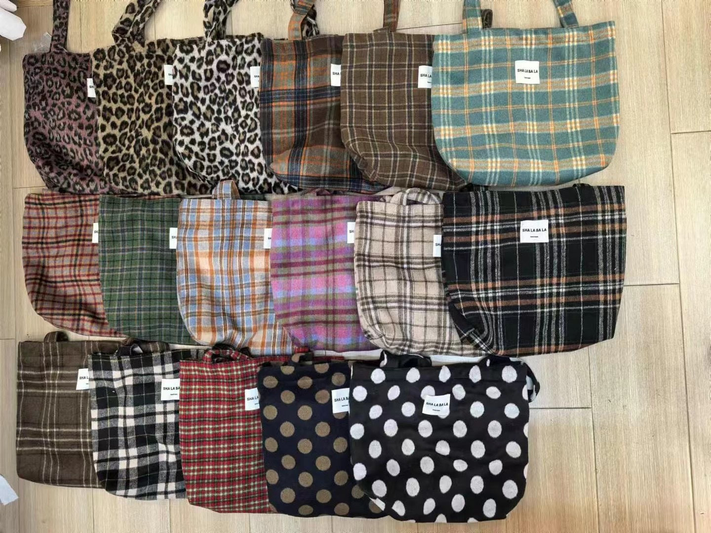 Women's Woolen Fashion Plaid Leopard Print Big Armpit Bags