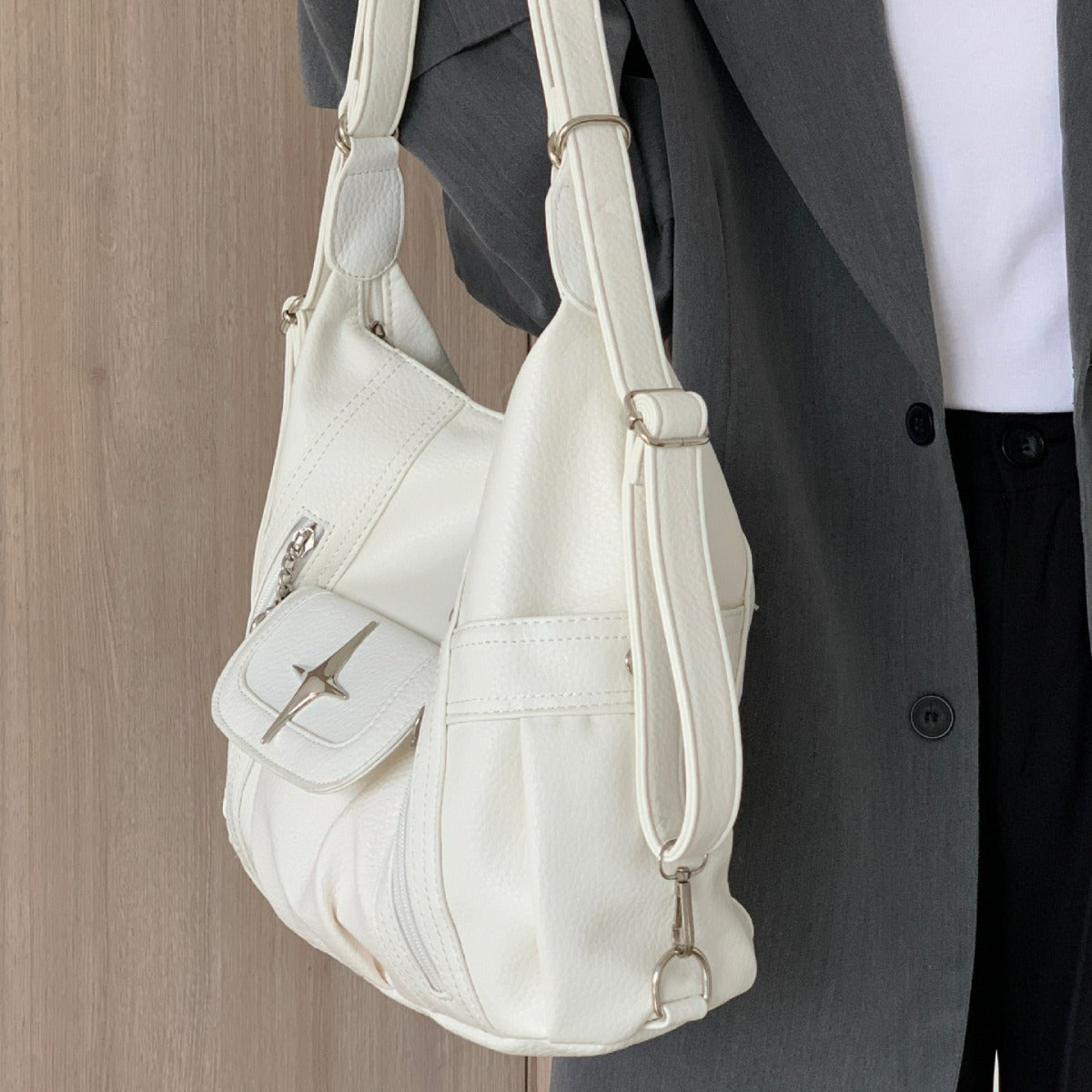 Korean Style Simple Personalized Class Commuter Bags