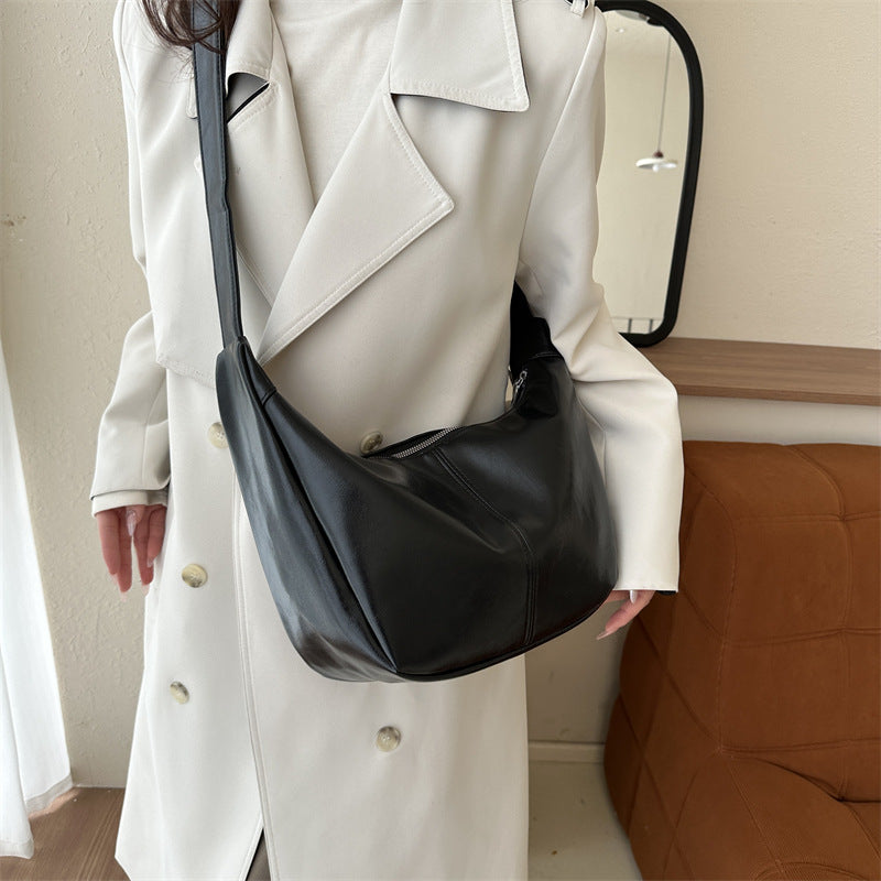 Women's Retro Commuter Fashion Korean Style Simple Shoulder Bags