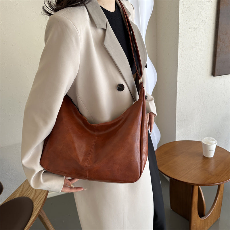 Women's Capacity Fashion Retro Commuter Textured Underarm Shoulder Bags